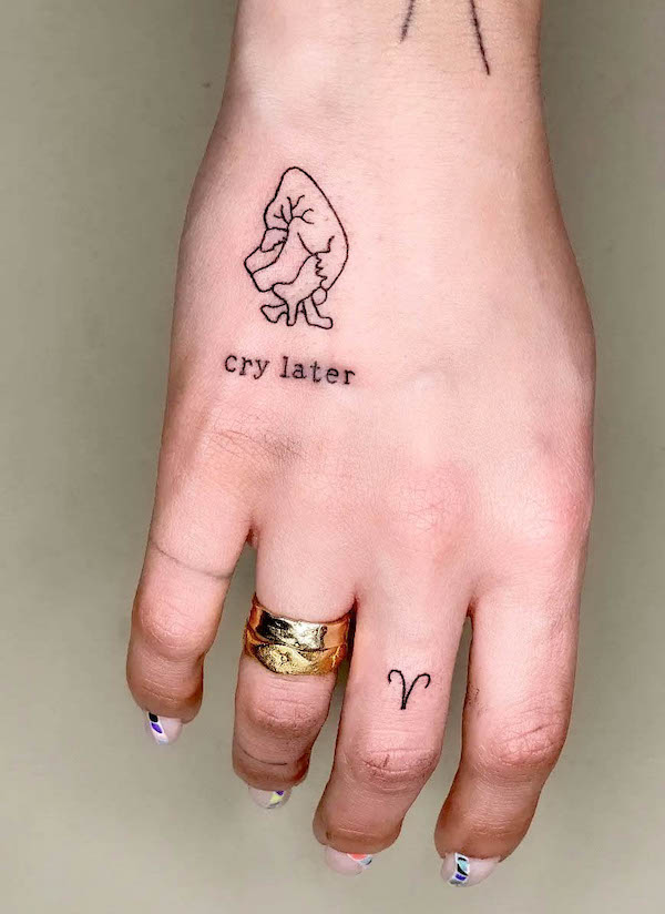 Cry later ignorant tatuaj de @purensonmez.ink