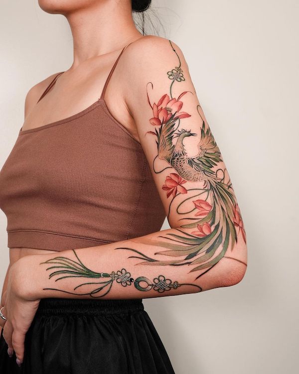 Tatuaj Phoenix cu maneca completa de @tattooist_sion