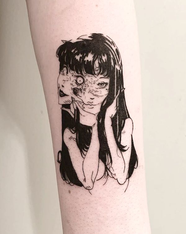 Tatuajul pe maneca al lui Tomie Junji de @ink.by.kiki