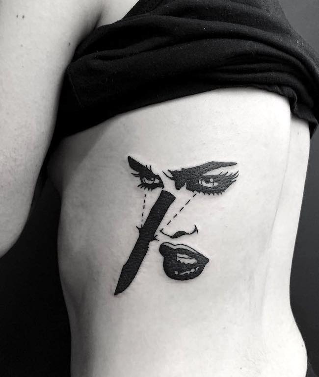 Tatuajul cu stralucire mortala _ badass pentru femei de @johnnygloom - Tatuaje uimitoare pentru femei